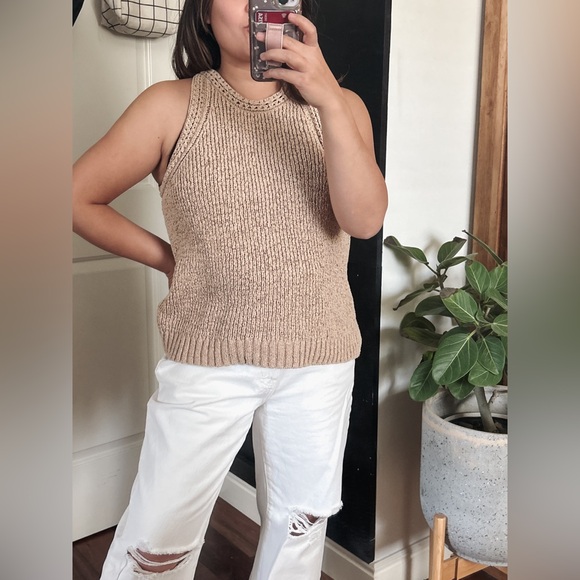 J Crew High Neck textured Pointelle Sweater Tank. L - Picture 12 of 12